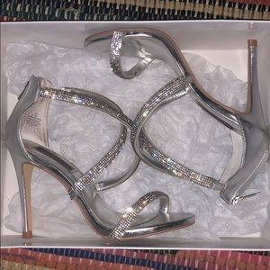 Steve Madden silver Sz 7